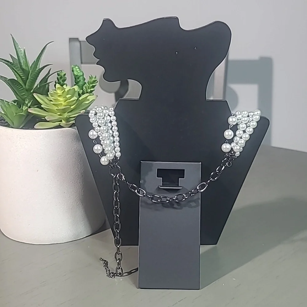 Gun Metal Gray Chunky Chain With Gray Faux Pearl Necklace